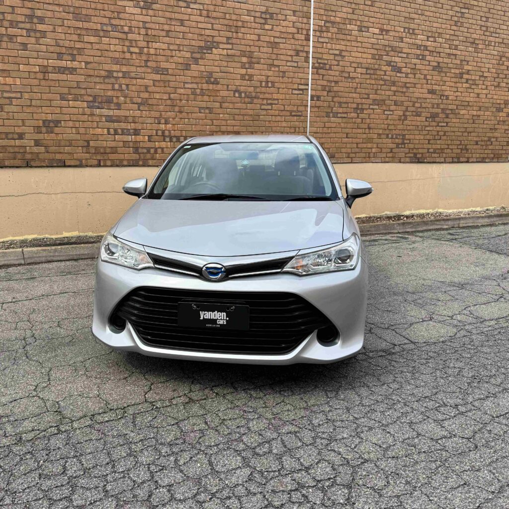 Toyota Corolla Axio Hybrid