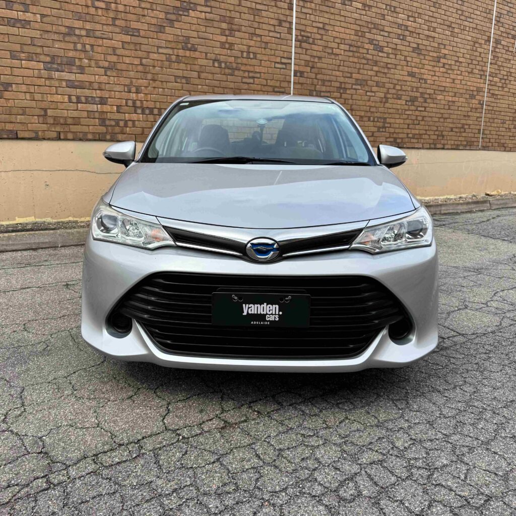 Toyota Corolla Axio Hybrid