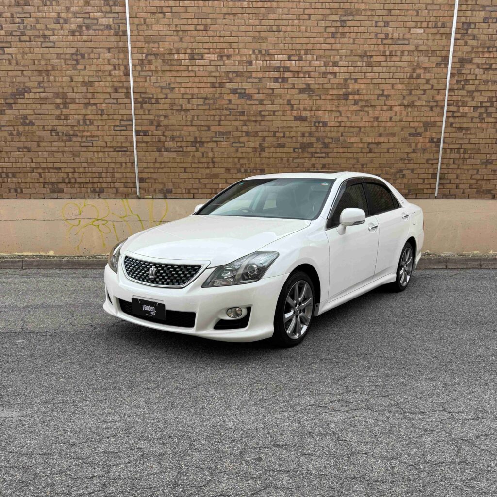 Toyota Crown Athlete GRS204