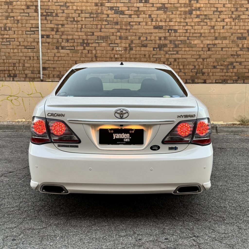 Toyota Crown Hybrid GWS204 G-PACKAGE