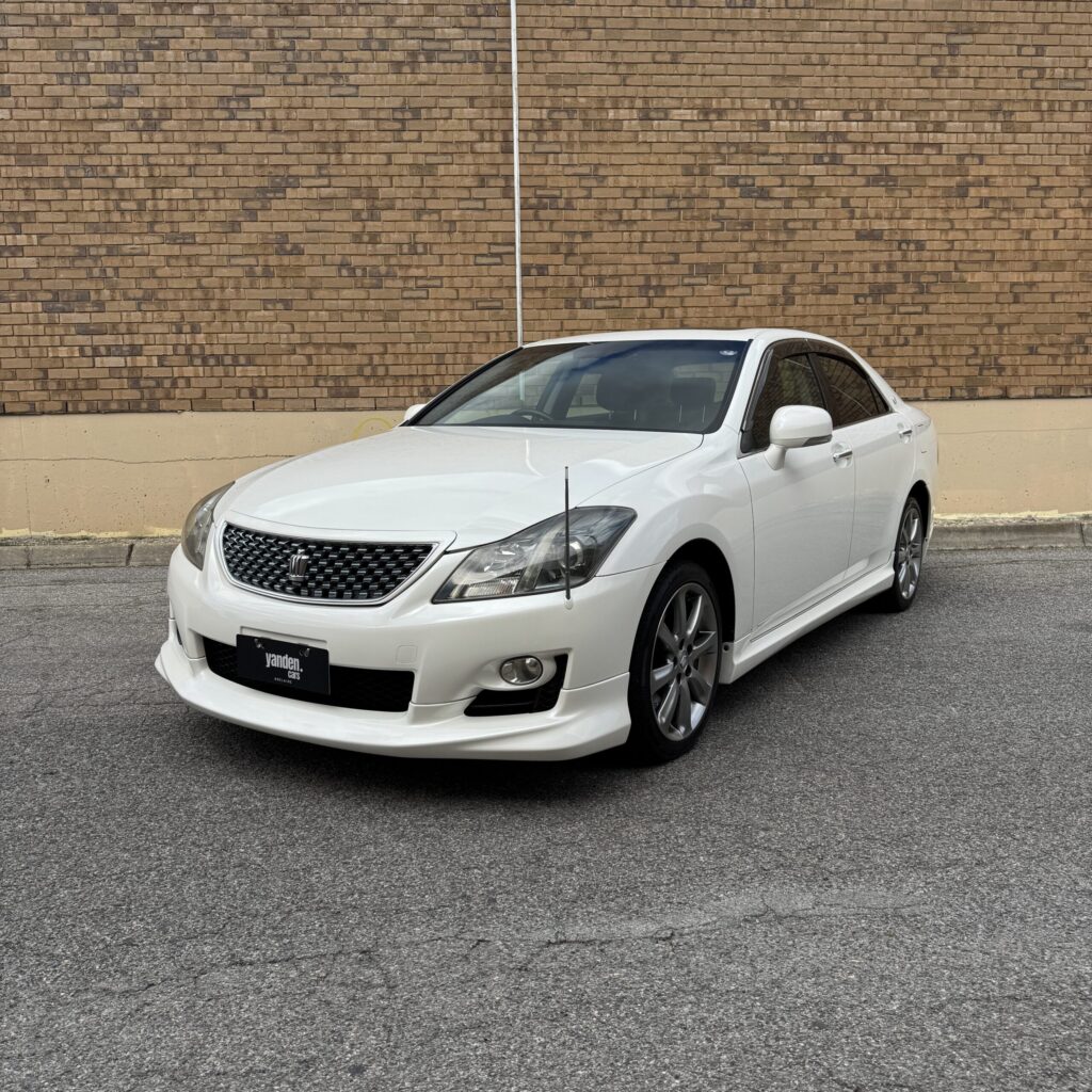 Toyota Crown Athlete GRS204 G Package