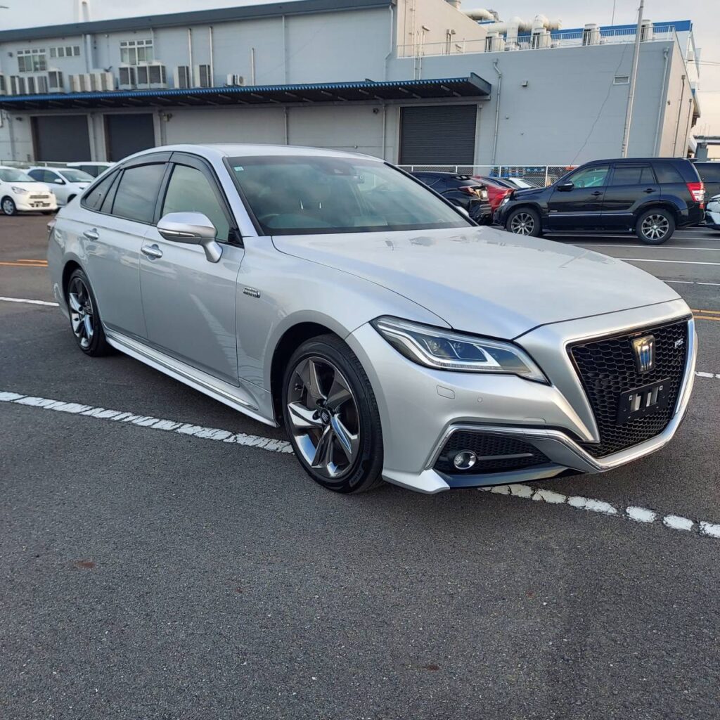 Toyota Crown Hybrid GWS224 RS-Advance