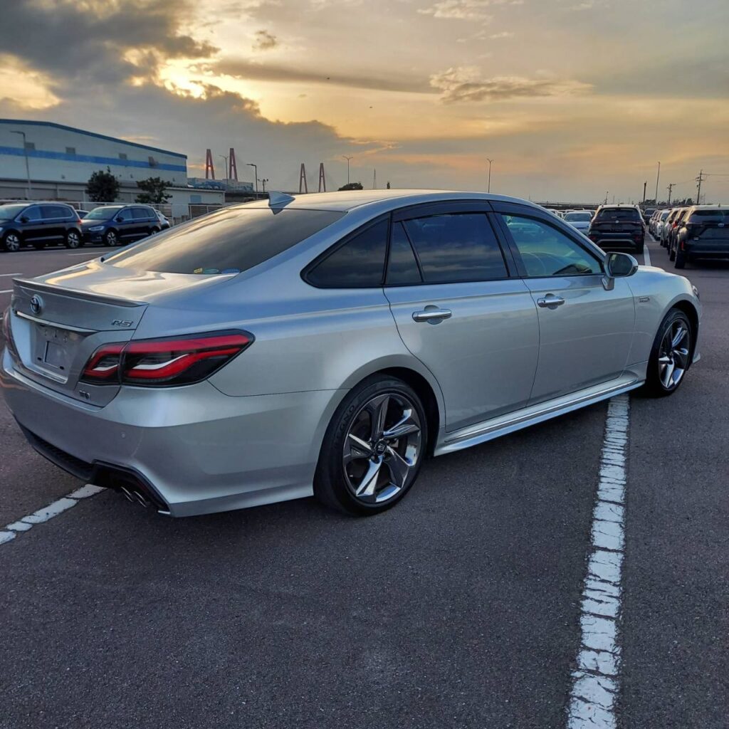 Toyota Crown Hybrid GWS224 RS-Advance