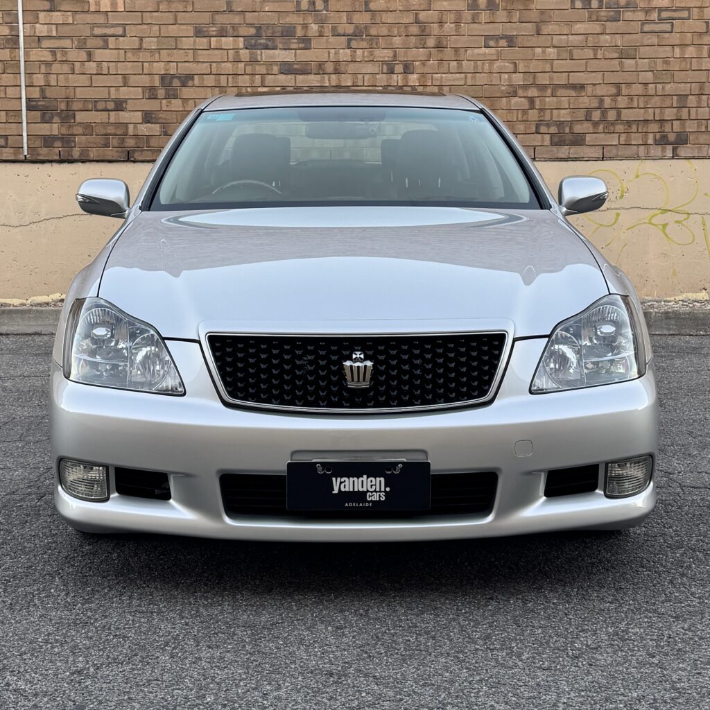 321891_TOYOTA CROWN GRS184 ATHLETE