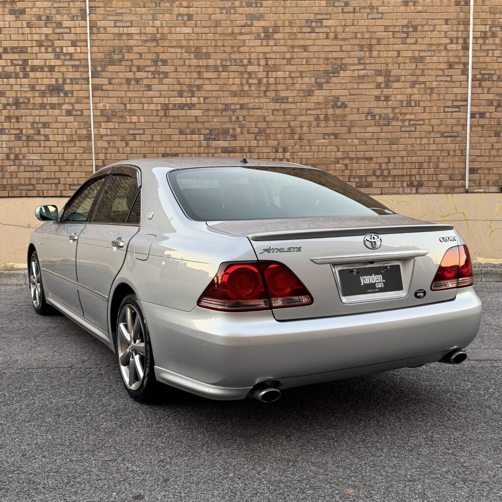 321891_TOYOTA CROWN GRS184 ATHLETE