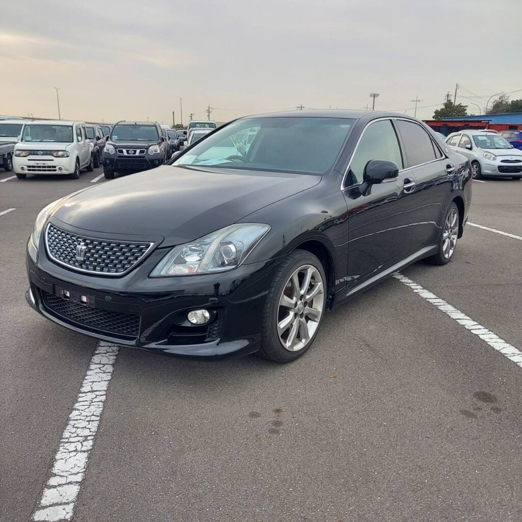 324346_TOYOTA CROWN GRS204 ATHLETE