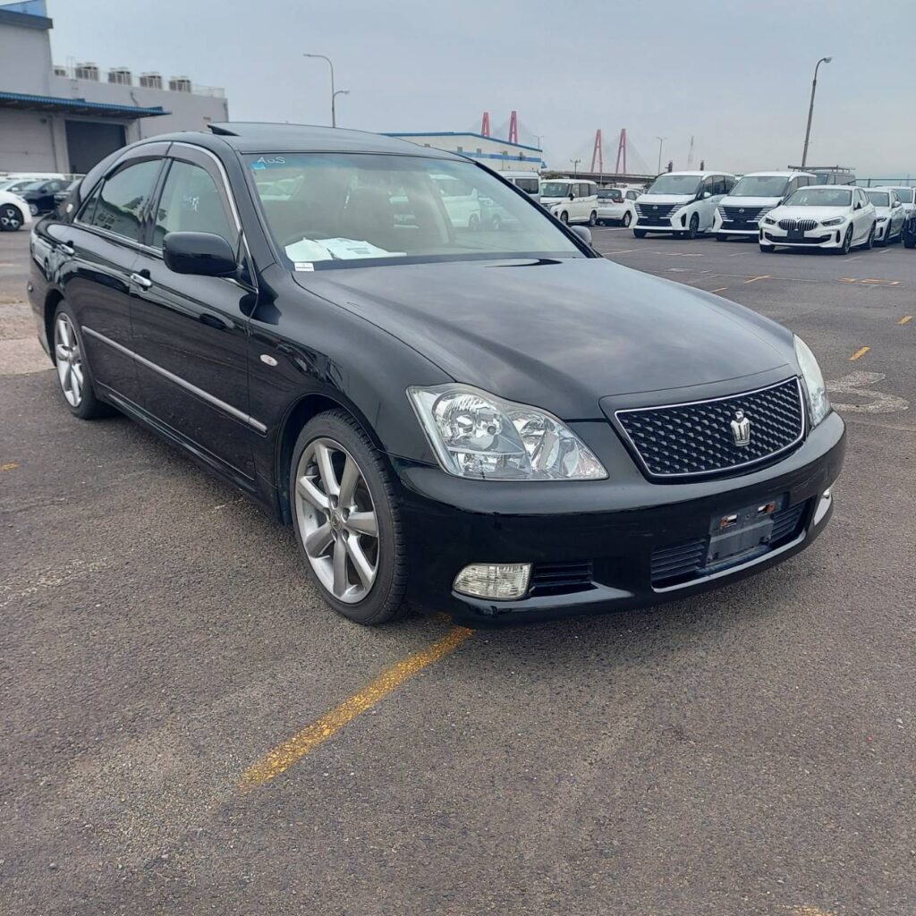 324556_TOYOTA CROWN GRS184 ATHLETE