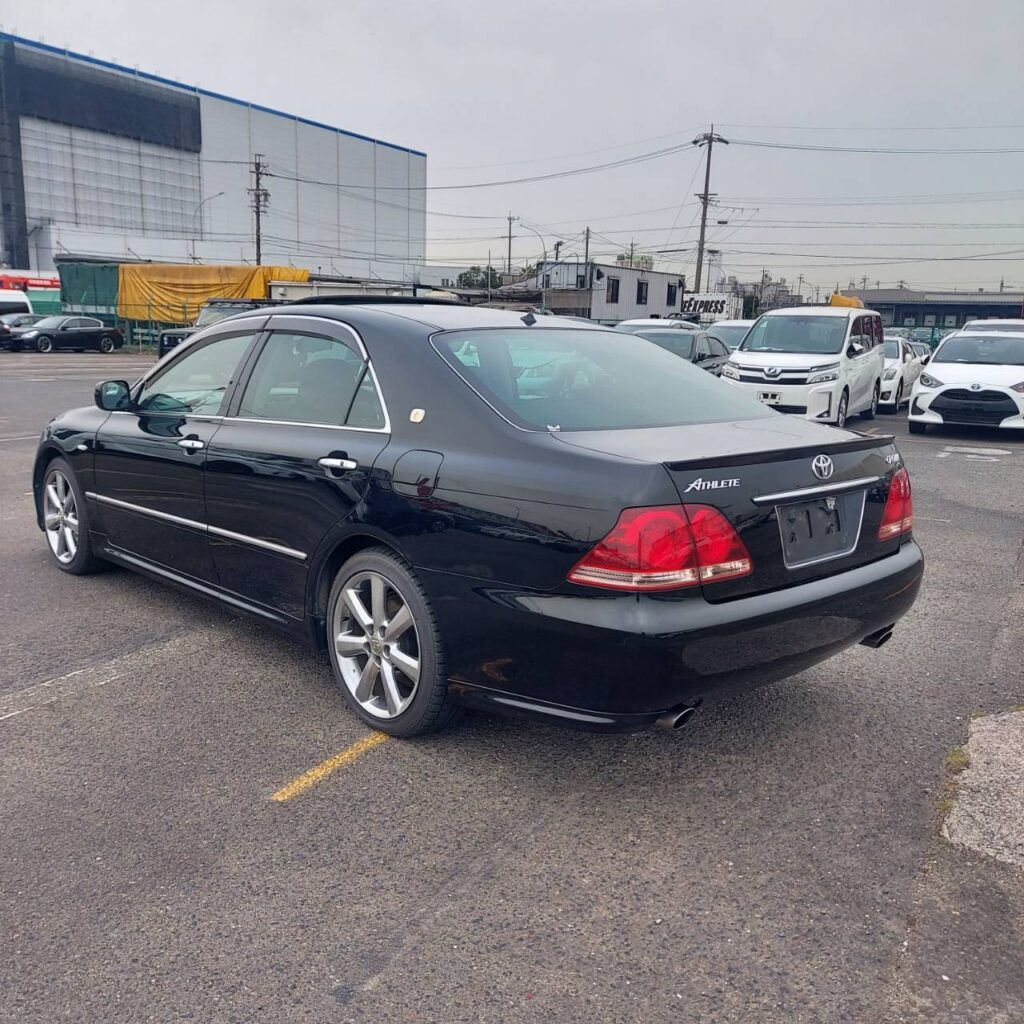 324556_TOYOTA CROWN GRS184 ATHLETE