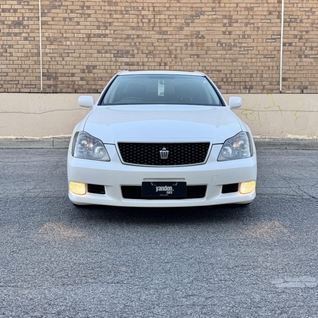 322489_TOYOTA CROWN GRS184 ATHLETE