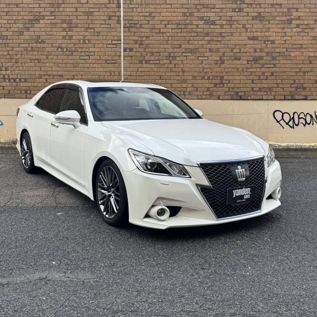 324631_TOYOTA CROWN GRS214 ATHLETE G
