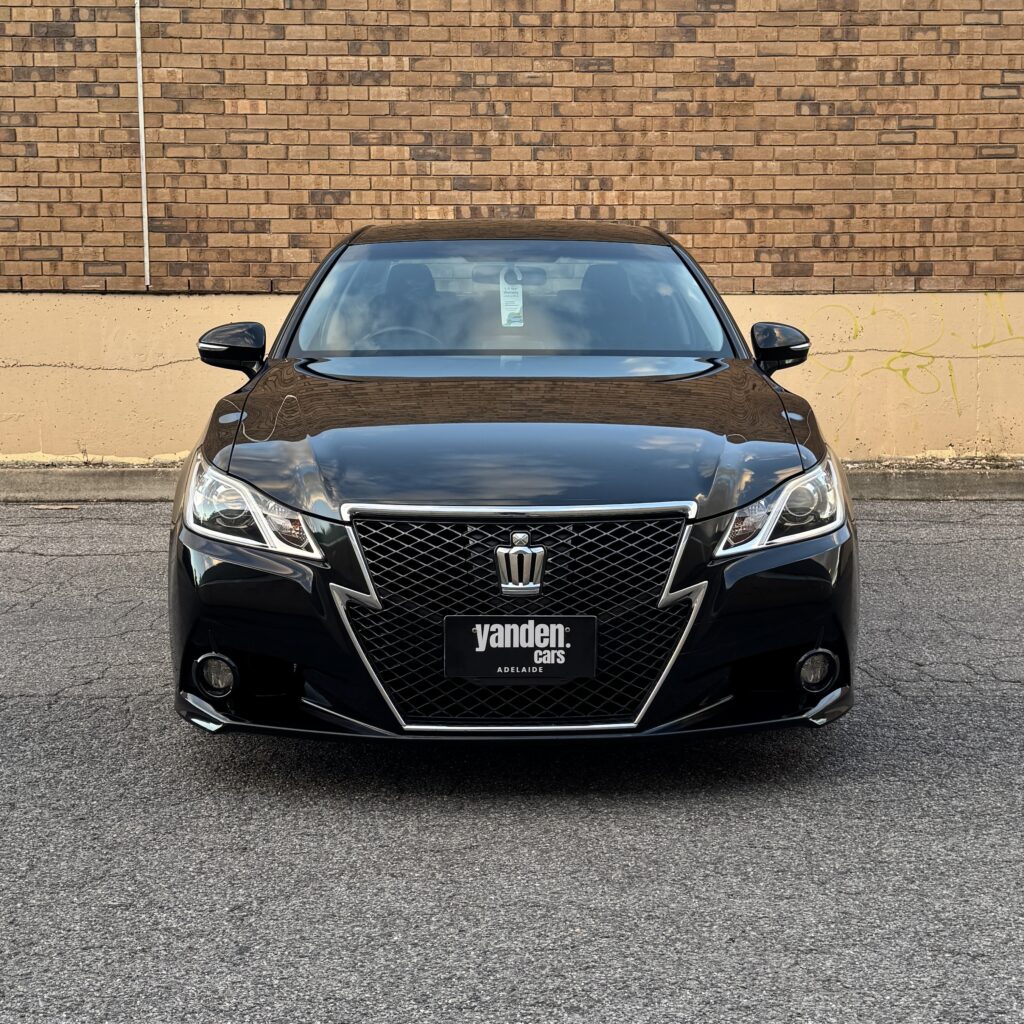 323126_TOYOTA CROWN GRS214 ATHLETE S