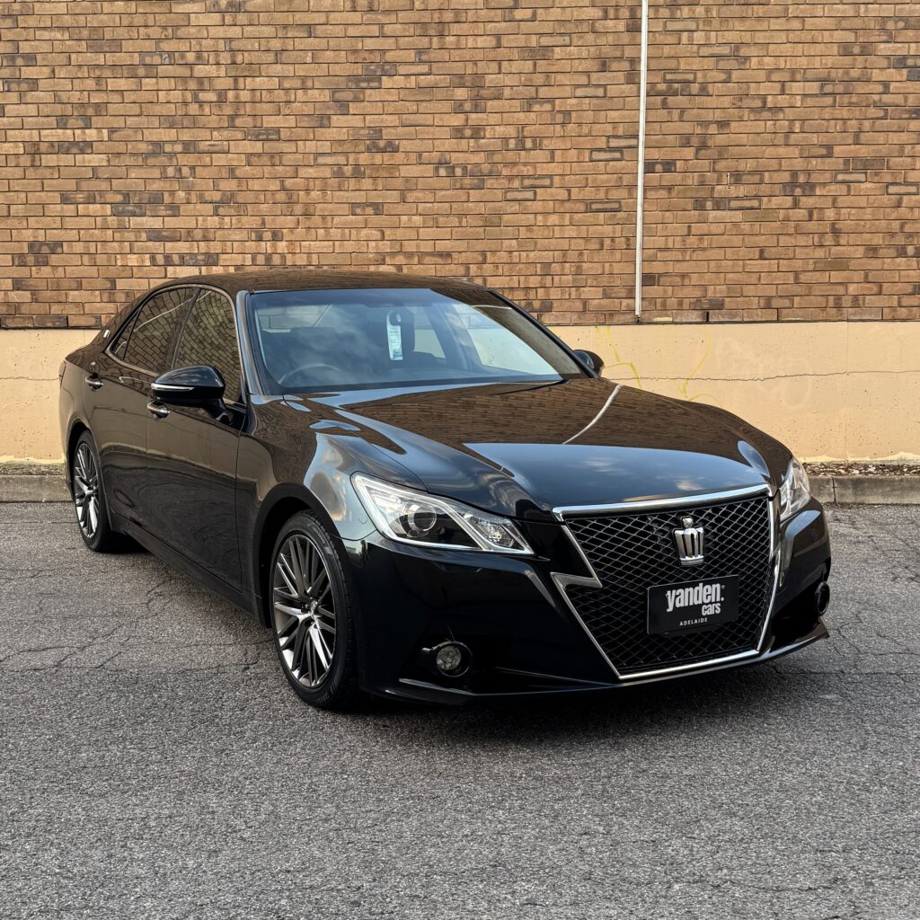 323126_TOYOTA CROWN GRS214 ATHLETE S