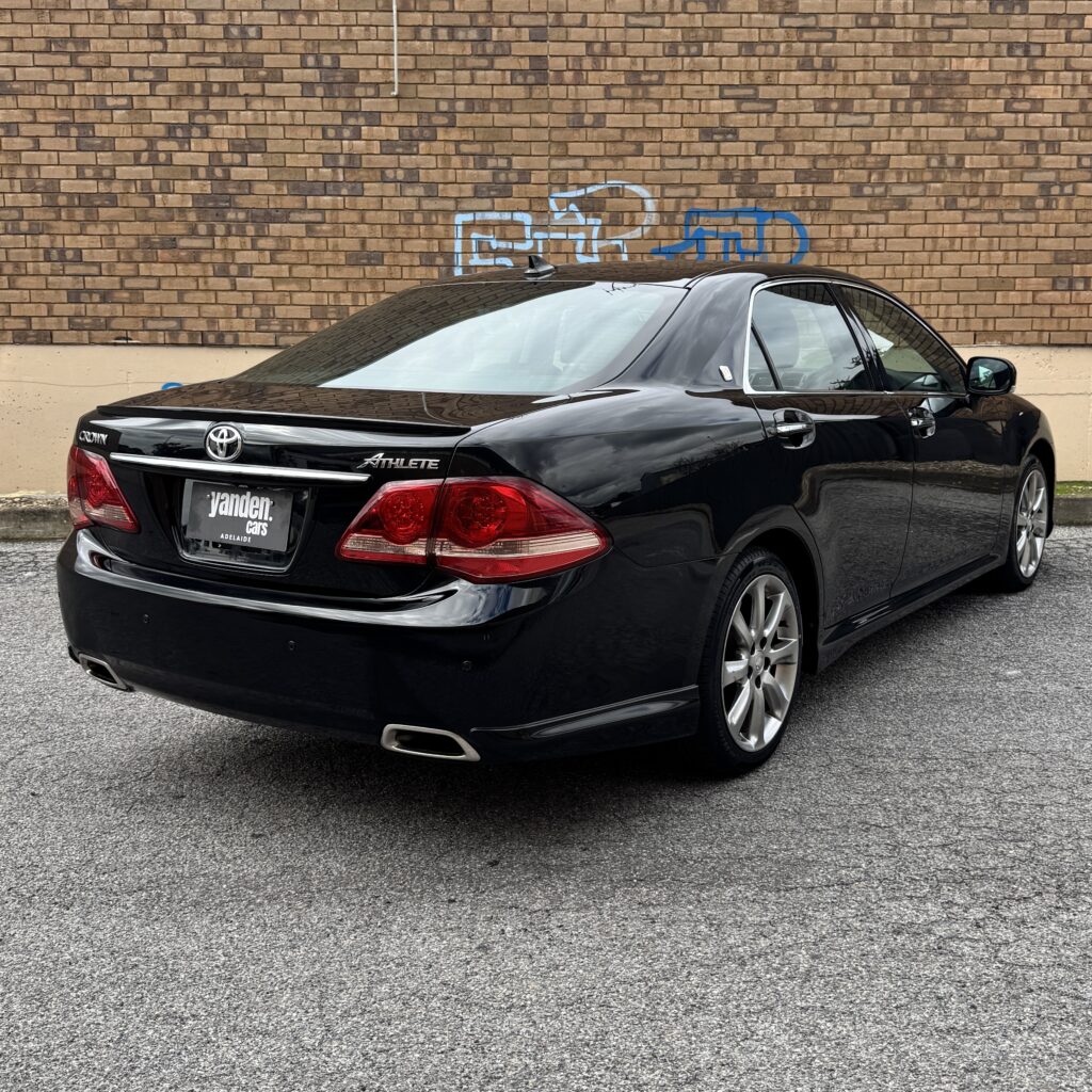 324346_TOYOTA CROWN GRS204 ATHLETE