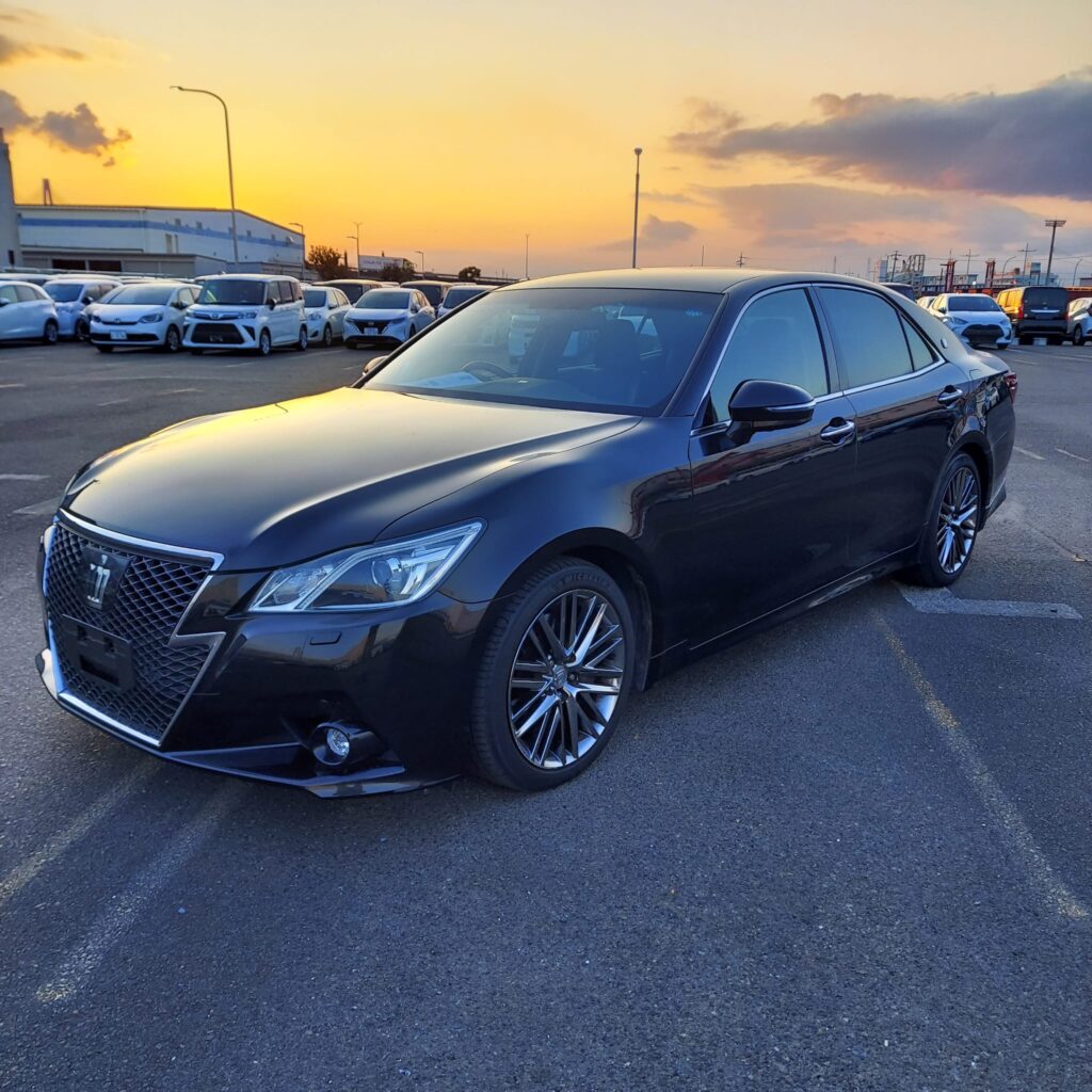 322523_TOYOTA CROWN GRS214 ATHLETE G