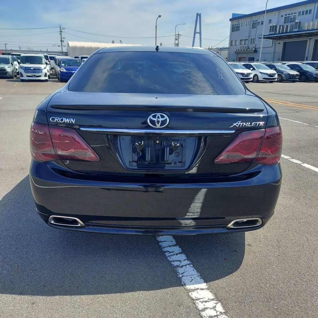 324337_TOYOTA CROWN GRS204 ATHLETE