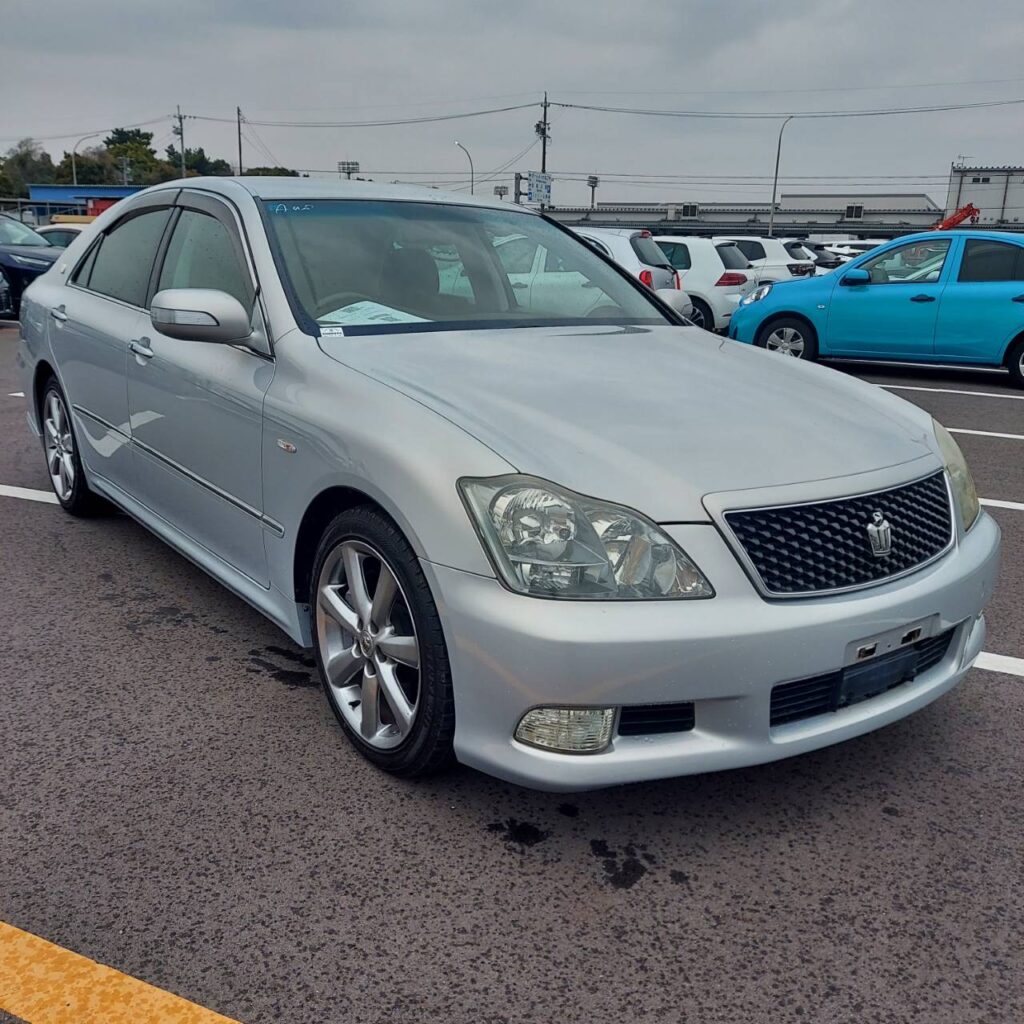 325825_TOYOTA CROWN GRS184 ATHLETE