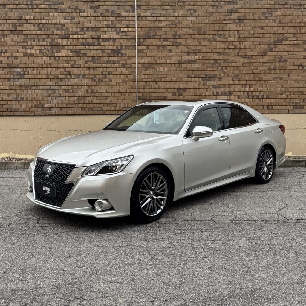325824_TOYOTA CROWN GRS214 ATHLETE S