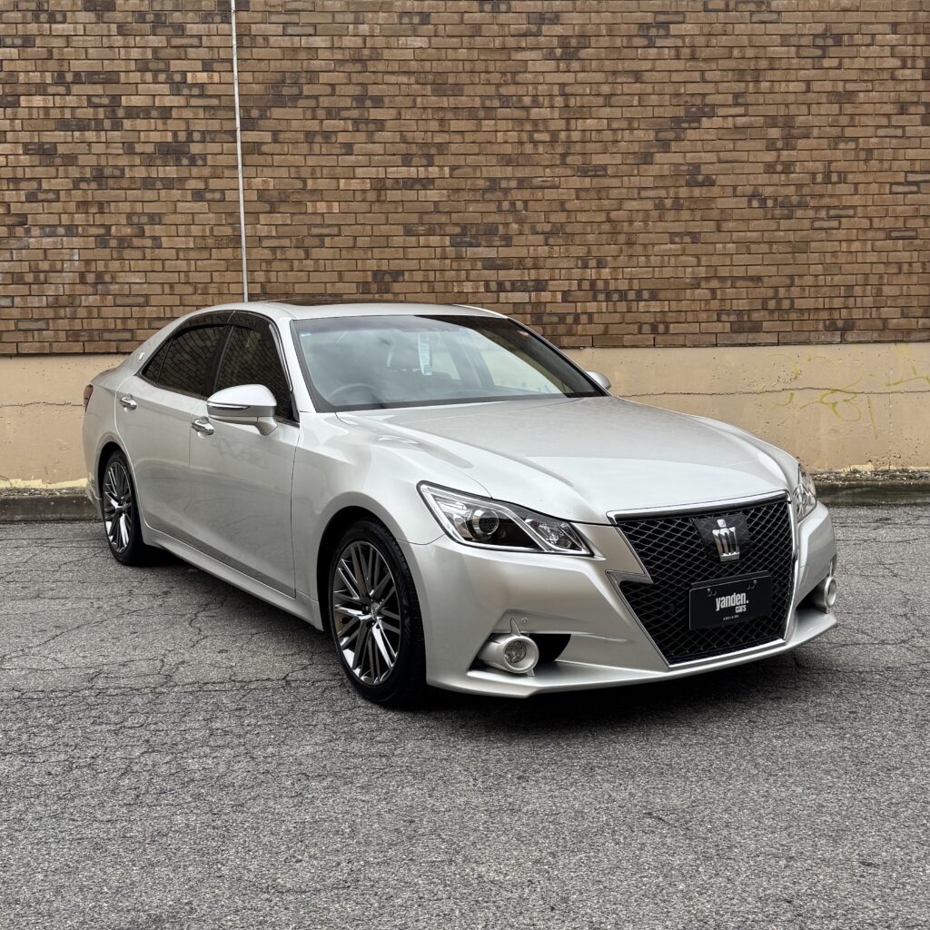 325824_TOYOTA CROWN GRS214 ATHLETE S
