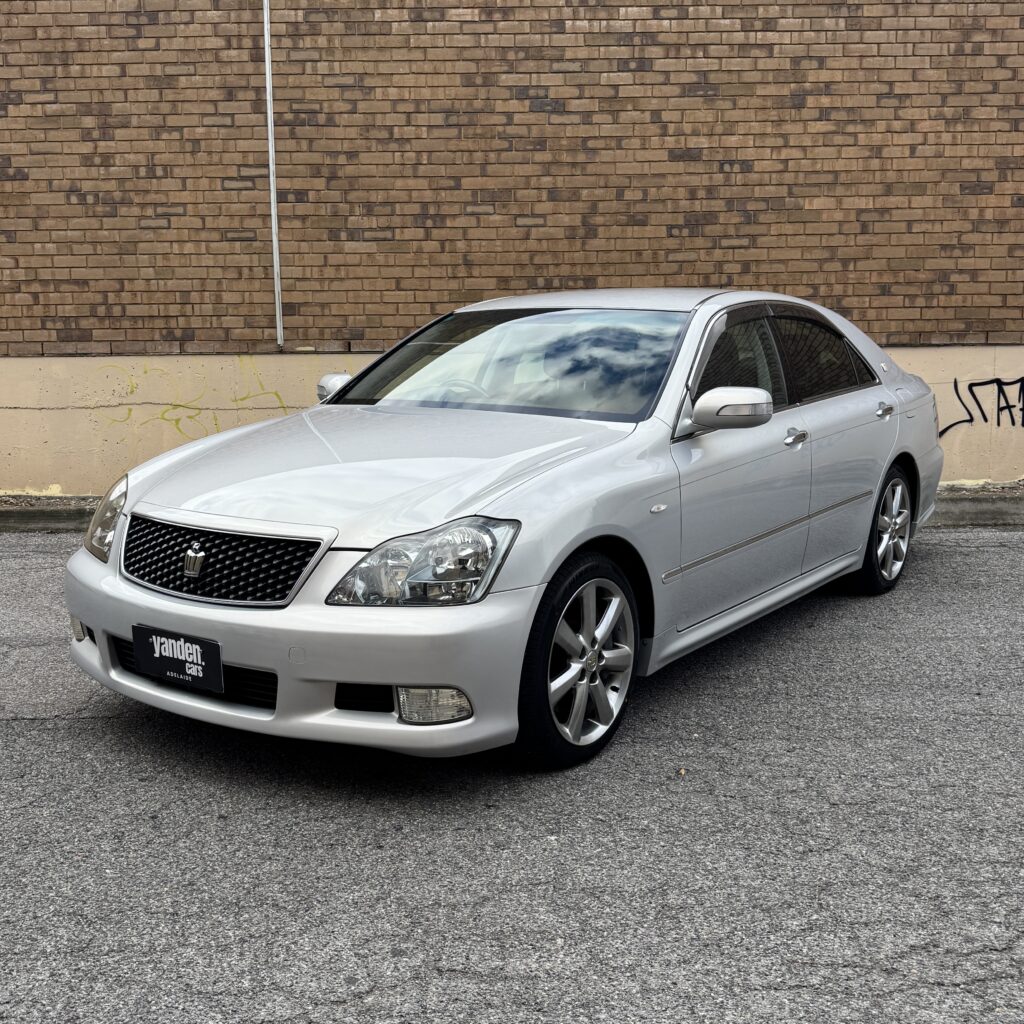 325825_TOYOTA CROWN GRS184 ATHLETE