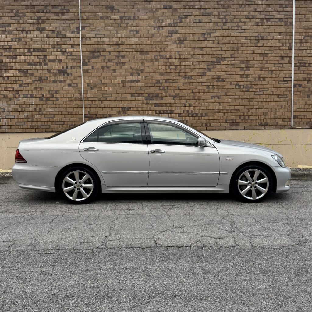 325825_TOYOTA CROWN GRS184 ATHLETE