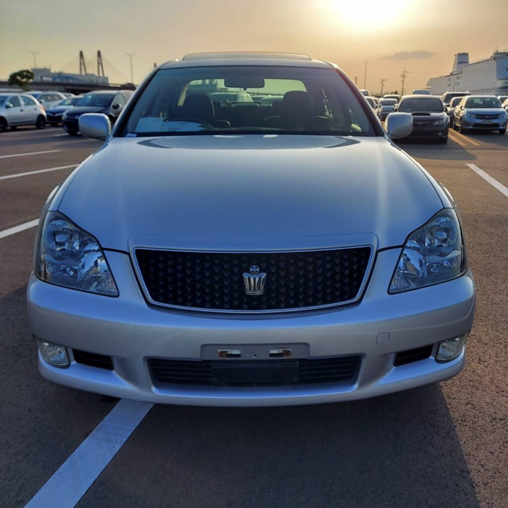 325866_TOYOTA CROWN GRS184 ATHLETE