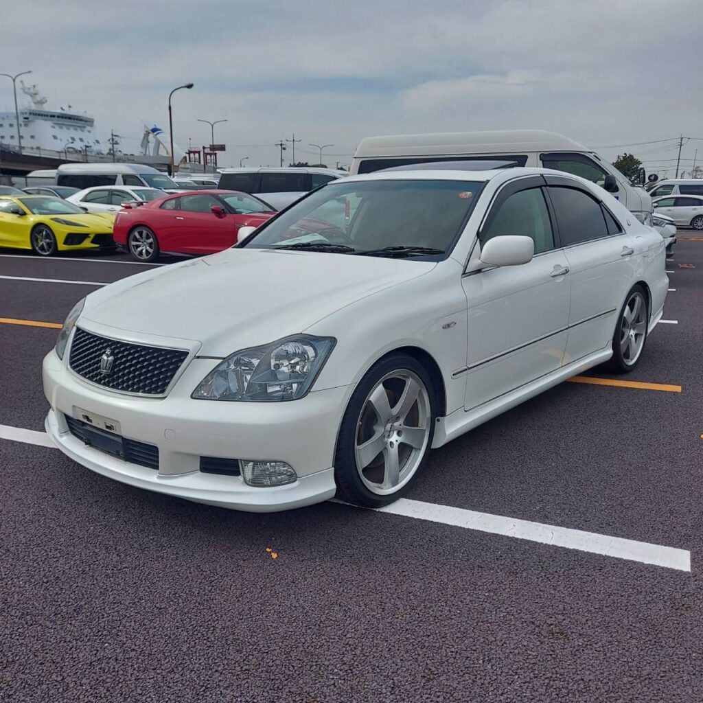 326163_TOYOTA CROWN GRS184 ATHLETE TOMS EDITION
