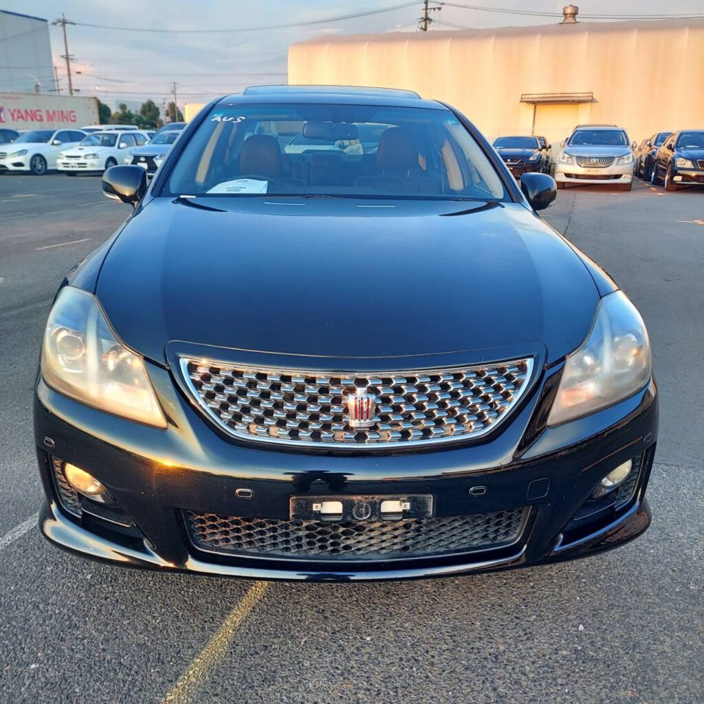 328075_TOYOTA CROWN GRS204 ANNIVERSARY EDITION G-PACKAGE