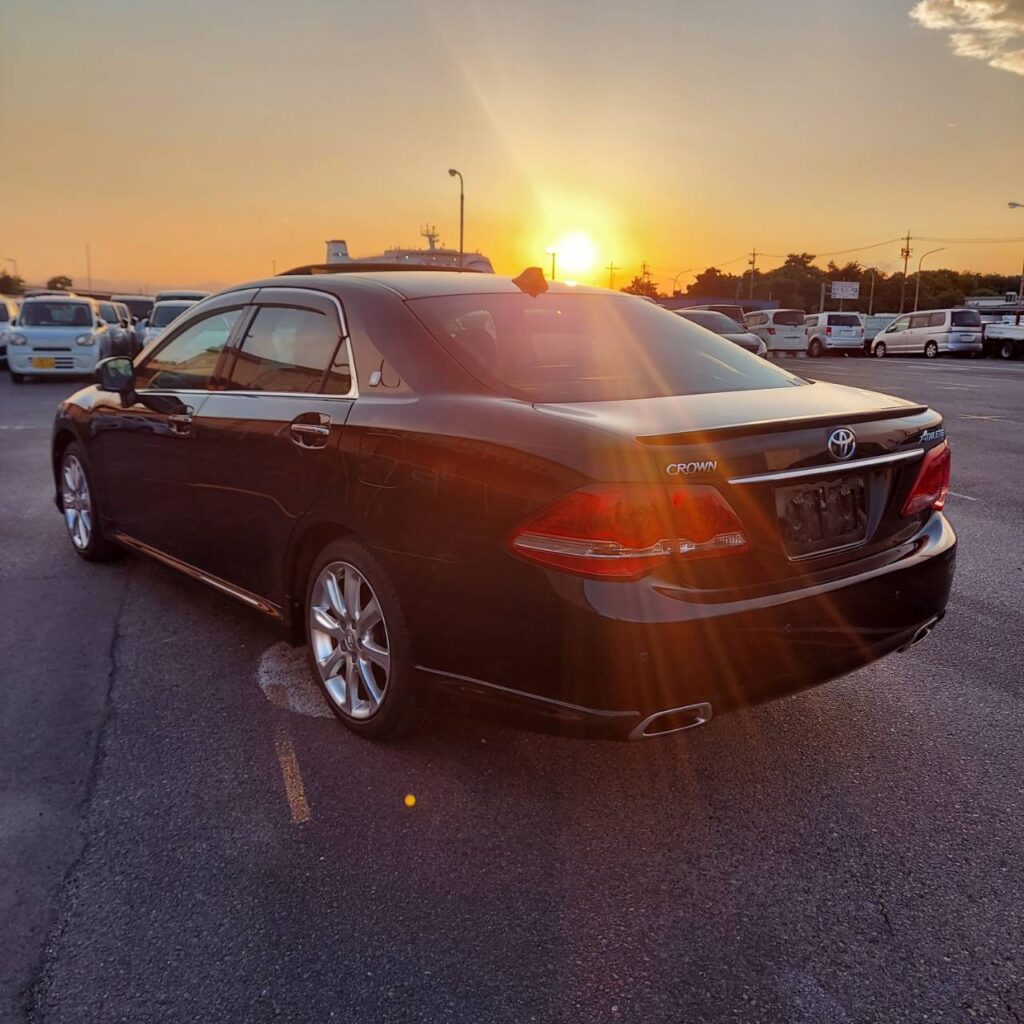 328075_TOYOTA CROWN GRS204 ANNIVERSARY EDITION G-PACKAGE