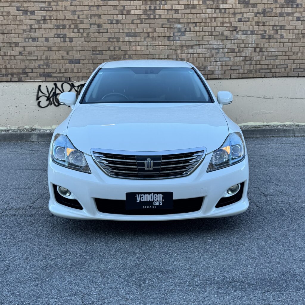 327295_TOYOTA CROWN  GWS204 HYBRID